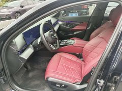 BMW 5 Series 530Li Premier M Sport Package - ფოტო 4