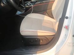 Cadillac GT4 2023 25T Luxury - ფოტო 6