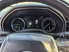 Toyota Avalon Hybrid 2.5L Luxury - ფოტო 10