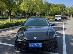Toyota Camry 2026 Hybrid 2.0 HSE Sport Lite - ფოტო 2
