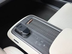 Nissan ARIYA 2022 Two-Wheel Drive Long Range Top Configuration - ფოტო 11