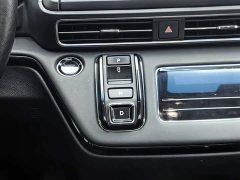 Honda Odyssey 2022 2.0L e:HEV Luxury - ფოტო 13