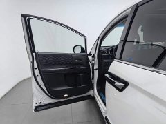 Honda Odyssey 2022 2.0L e:HEV Luxury - ფოტო 8