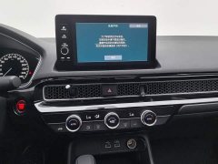 Honda Civic 2022 180TURBO CVT Premium Edition - ფოტო 12