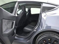 Tesla Model Y Long Range All-Wheel Drive - ფოტო 14