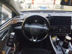 Toyota Avalon Hybrid 2.0L Luxury - ფოტო 6
