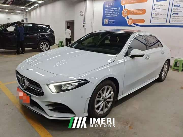 Mercedes-Benz A-Class A 200 L Sport Sedan Fashion Edition