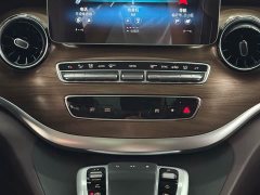 Mercedes-Benz V-Class 2022 V 260 L Long Wheelbase Luxury Edition - ფოტო 6