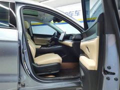 BYD Song Pro New Energy 2nd Gen DM-i 115KM Excellence - ფოტო 8