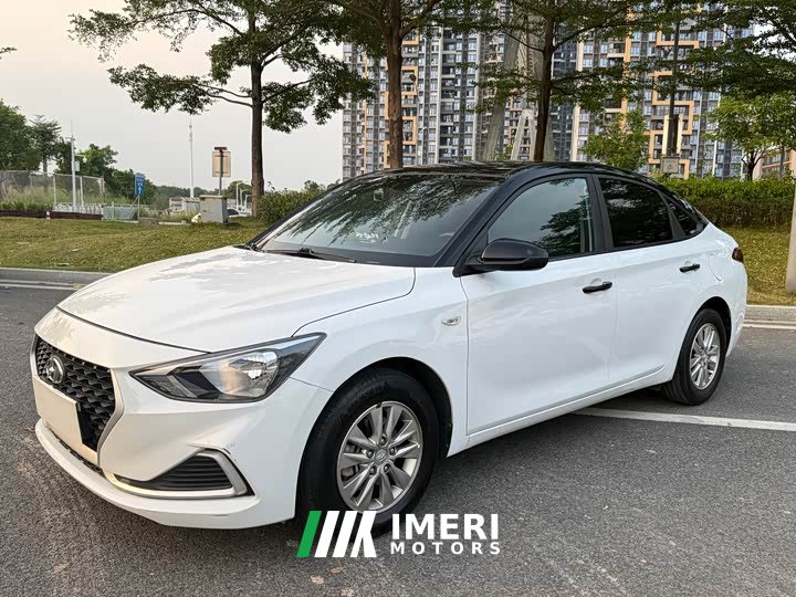 Hyundai 1.6L DLX Edition - ავტომობილი ჩინეთიდან