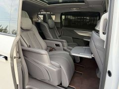 Buick GL8 Luxurious Edition Premium Trim - ფოტო 9