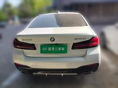 BMW 5 Series Facelift 530Li Premier M Sport Package - ფოტო 3