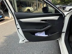 Mazda 3 2.0L X Version - ფოტო 13