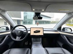 Tesla Model Y Rear-Wheel Drive - ფოტო 7