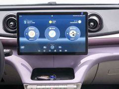 BYD Dolphin 405km Fashion Edition - ფოტო 17