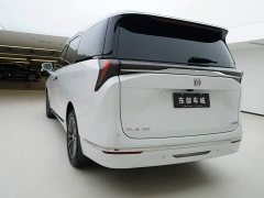 Buick GL8 Luxurious Edition Advance Enjoyment Version - ფოტო 4