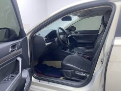 Volkswagen Lavida 1.5L Automatic Comfort - ფოტო 13