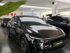 Tesla Model Y L Long Range All-Wheel Drive - ფოტო 3
