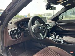 BMW 5 Series 530Li Premier M Sport Package - ფოტო 11