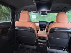 Vellfire 2.4T Automatic - ფოტო 16