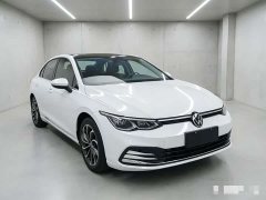 Volkswagen Golf 2021 280TSI DSG 30th Anniversary Edition - ფოტო 3