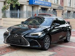 Lexus ES 200 Premium Edition - ფოტო 1