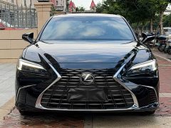 Lexus ES 200 Premium Edition - ფოტო 2