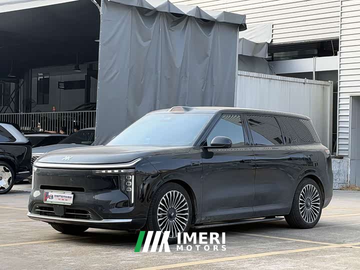IM Motors Zhiji LS8 52 Max Tech Flagship 5-Seater - ავტომობილი ჩინეთიდან