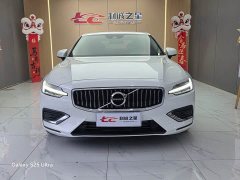 Volvo S60 2020 T4 Inscription Luxury - ფოტო 2