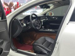 Volvo S60 2020 T4 Inscription Luxury - ფოტო 4