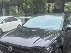 Volkswagen Touareg 3.0TSI Rui Xiang Edition Obsidian Black Sport Package - ფოტო 2