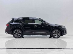 Audi Q7 55 TFSI quattro S line Sport - ფოტო 6