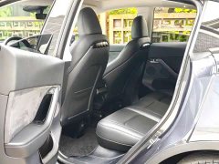 Tesla Model Y Rear-Wheel Drive - ფოტო 8