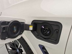 BMW iX3 Leadership Edition - ფოტო 14