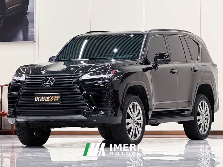 Lexus LX 600 Middle East version
