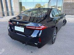 BMW i5 eDrive 40L M Sport Package - ფოტო 4