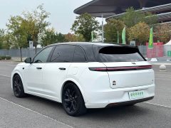 Li Auto L7 Pro - ფოტო 16