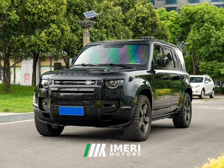 Land Rover Defender 110 3.0T P400 Dark Edition