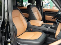 Land Rover Defender 110 3.0T P400 Dark Edition - ფოტო 16
