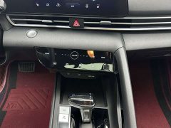 Hyundai Elantra 2022 1.5L CVT 20th Anniversary Edition - ფოტო 17