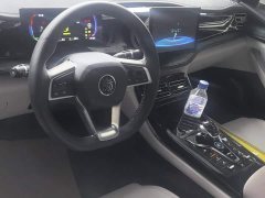 BYD Qin PLUS 2024 Glory Edition DM-i 55KM Leading - ფოტო 12
