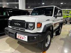 Toyota Land Cruiser (Import) LC71 4.0L Middle East version - ფოტო 2