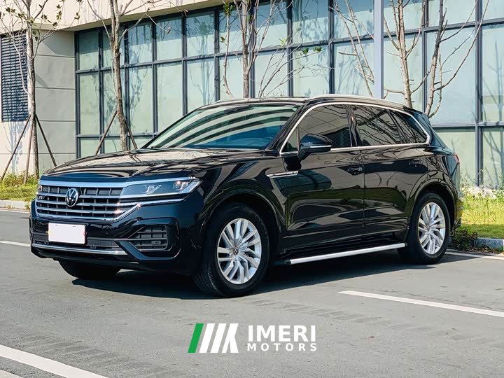 Volkswagen Touareg 2.0TSI Sharp Wing Edition - ავტომობილი ჩინეთიდან