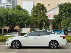 Nissan Teana 2021 2.0L XL Comfort - ფოტო 8