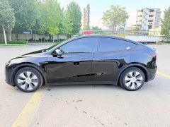 Tesla Model Y 2022 Long Range All-Wheel Drive - ფოტო 4