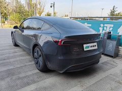 Tesla Model 3 2023 Rear-Wheel Drive - ფოტო 3