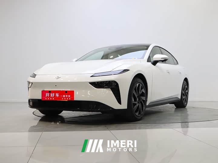 Lynk & Co eπ007 2024 620 Pro