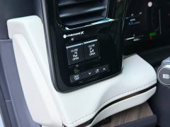 Lexus LM 500h Six-Seat Premium Edition - ფოტო 17