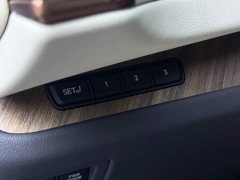 Lexus LM 500h Six-Seat Premium Edition - ფოტო 18