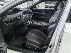 Changan UNI-V 2025 1.5T 500Bar Luxury Edition - ფოტო 6